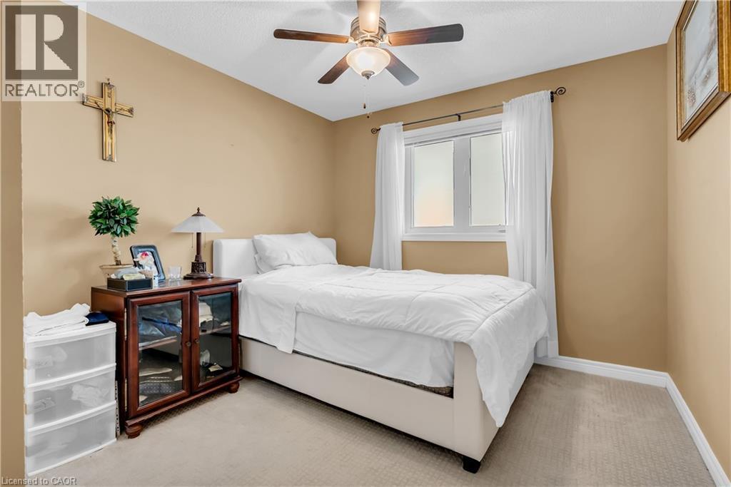 786 Fourth Line, Milton, ON - Indoor Photo Showing Bedroom