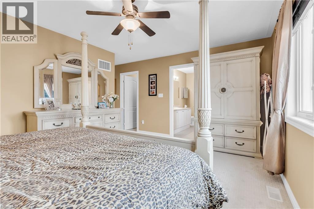 786 Fourth Line, Milton, ON - Indoor Photo Showing Bedroom