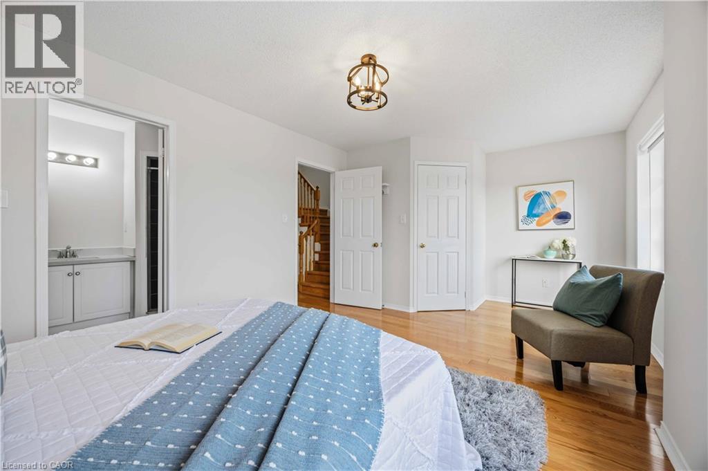137 Stokely Crescent, Whitby, ON - Indoor Photo Showing Bedroom