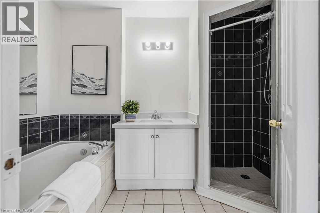 137 Stokely Crescent, Whitby, ON - Indoor Photo Showing Bathroom
