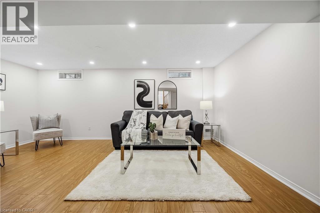 137 Stokely Crescent, Whitby, ON - Indoor