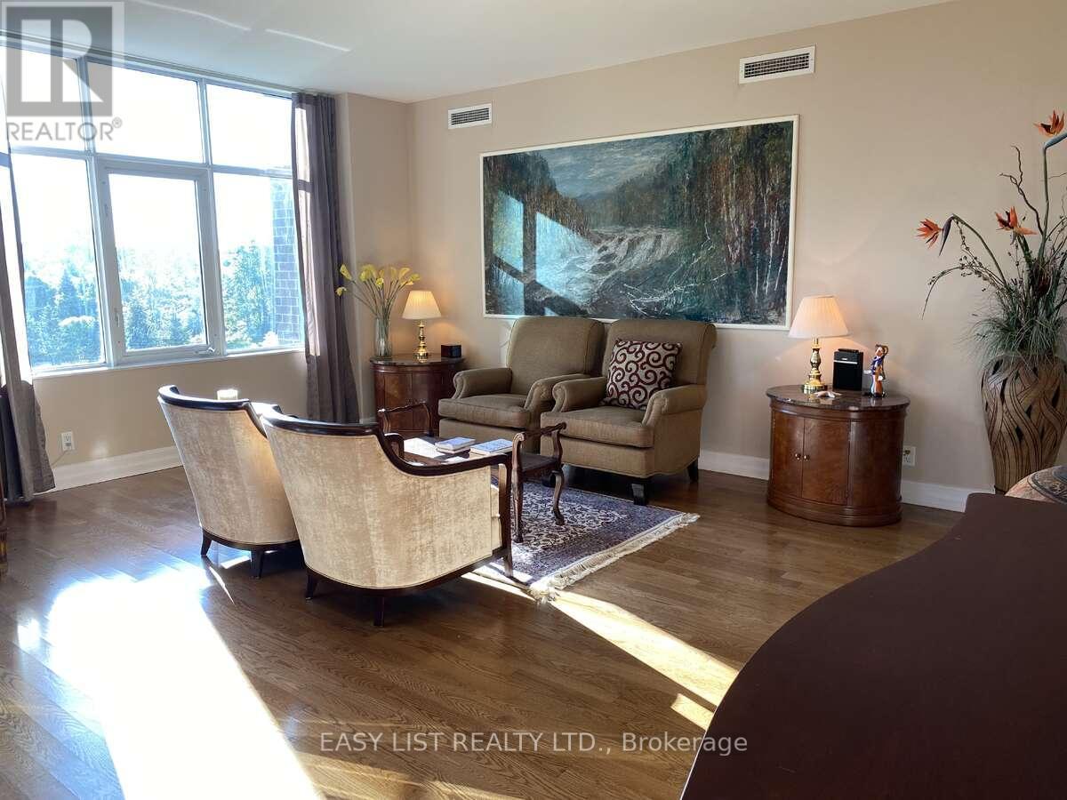 602 - 3590 Rivergate Way, Ottawa, ON - Indoor Photo Showing Living Room