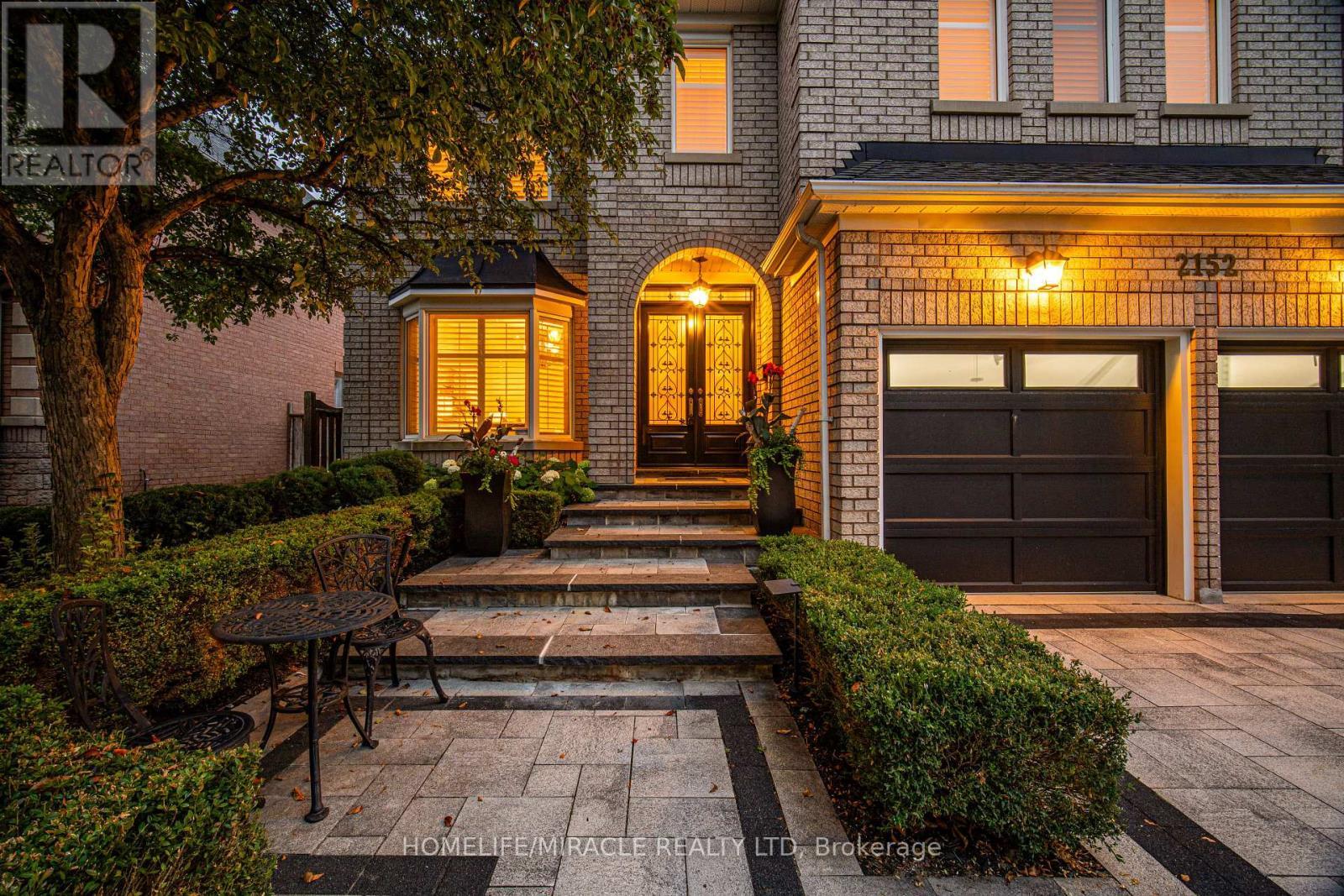 2152 Manor Hill Drive, Mississauga, ON - Outdoor