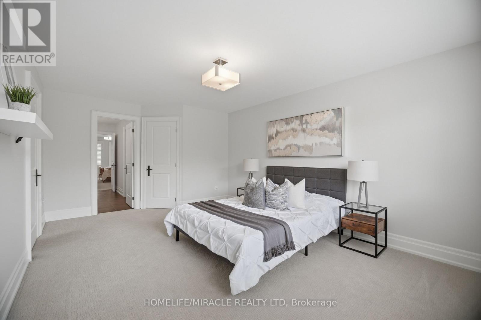 2152 Manor Hill Drive, Mississauga, ON - Indoor Photo Showing Bedroom