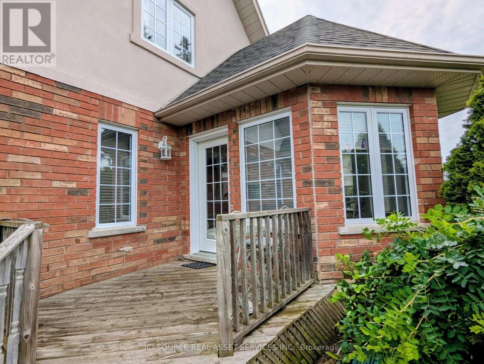 6 Edgewater Drive, Brighton, ON - Outdoor With Exterior