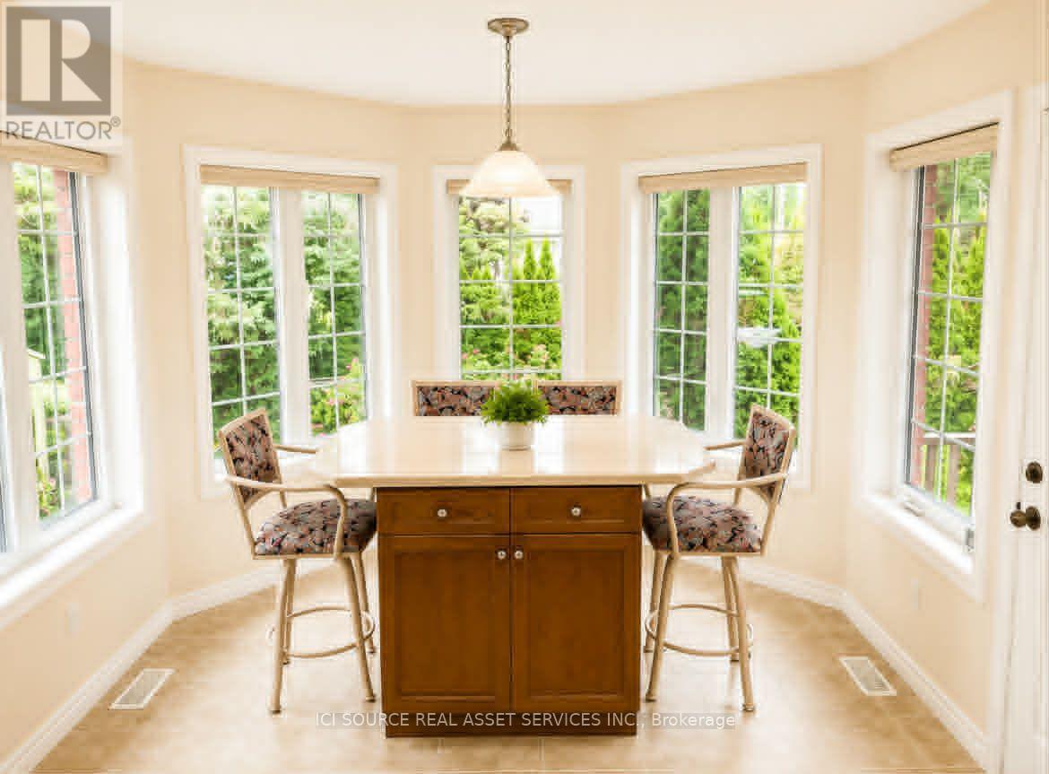 6 Edgewater Drive, Brighton, ON - Indoor