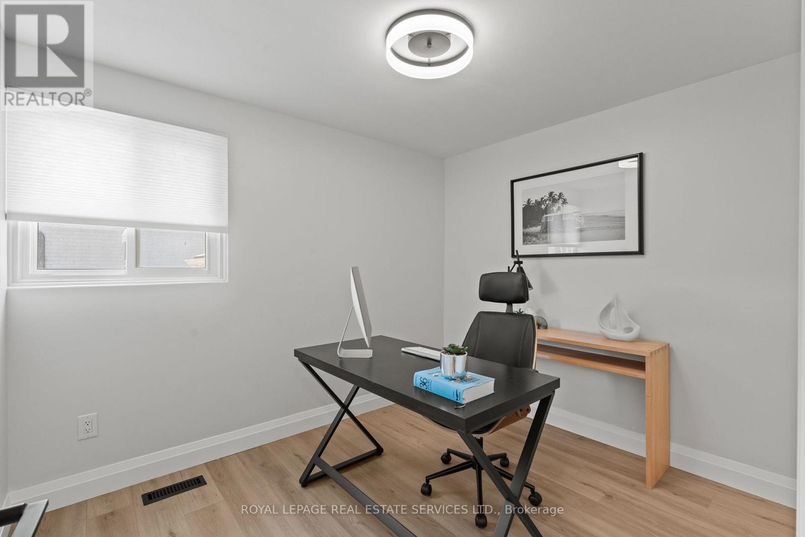1348 Janina Boulevard, Burlington, ON - Indoor Photo Showing Office