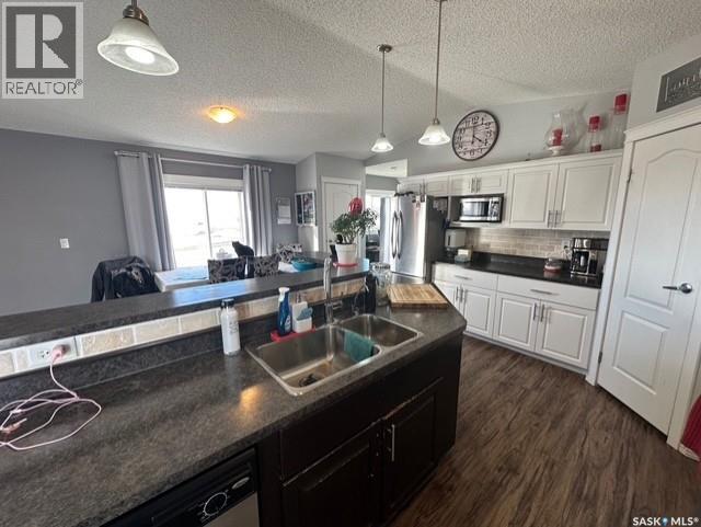 Verwood Acreage, Excel Rm No. 71, SK - Indoor Photo Showing Kitchen With Double Sink