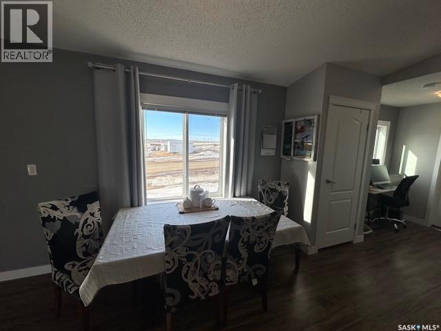 Verwood Acreage, Excel Rm No. 71, SK - Indoor Photo Showing Dining Room