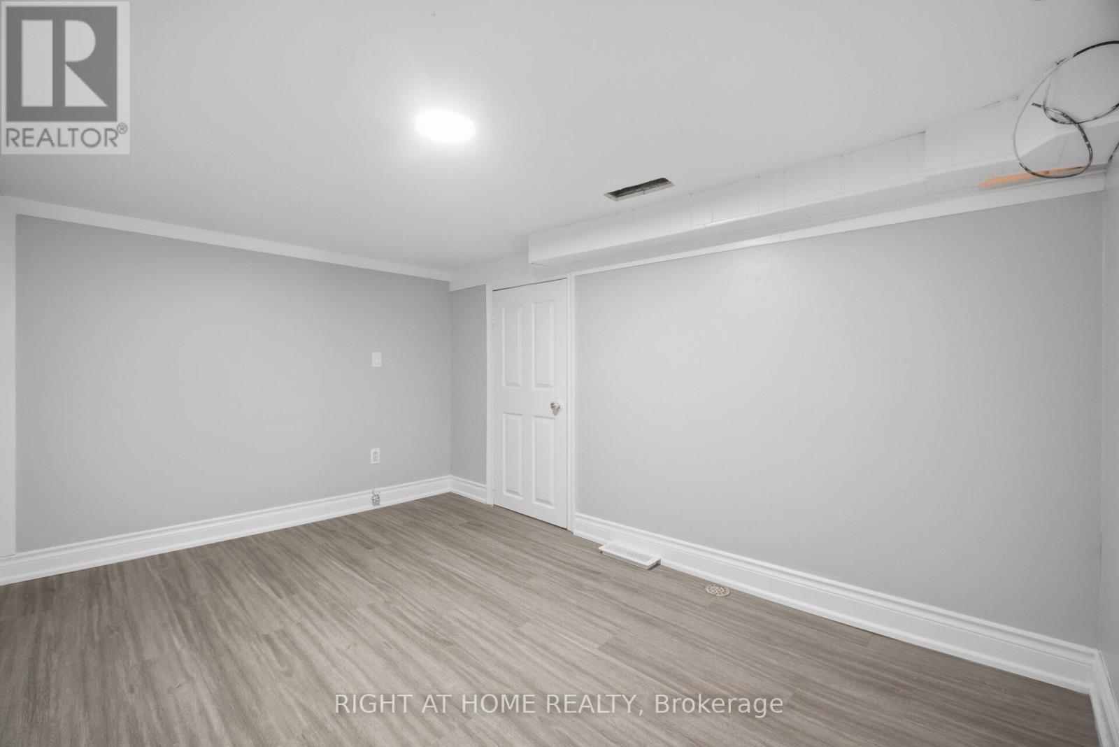 20 Rockwell Avenue, Toronto, ON - Indoor Photo Showing Other Room
