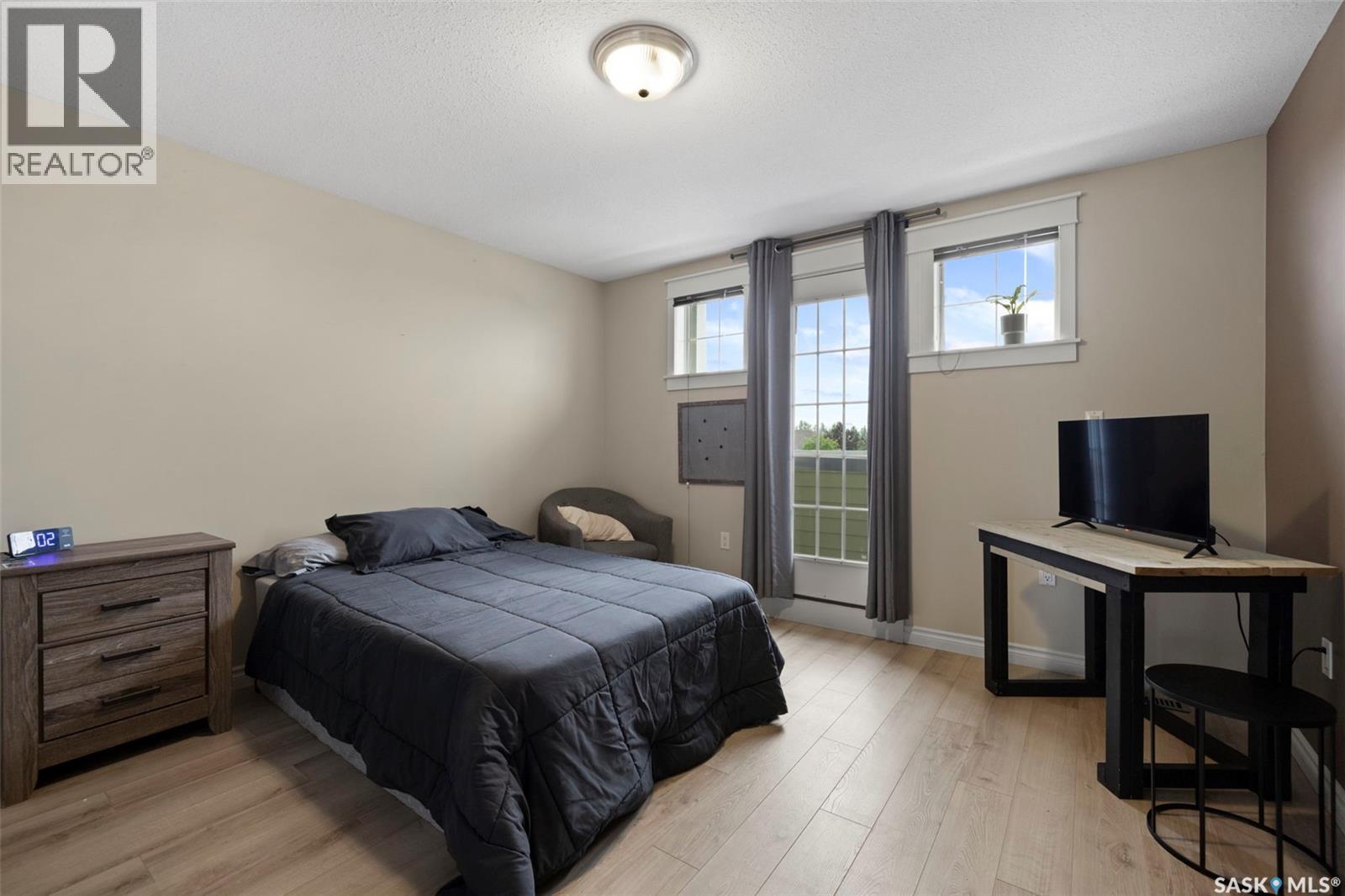 68 Deercrest Run, Lumsden Rm No. 189, SK - Indoor Photo Showing Bedroom