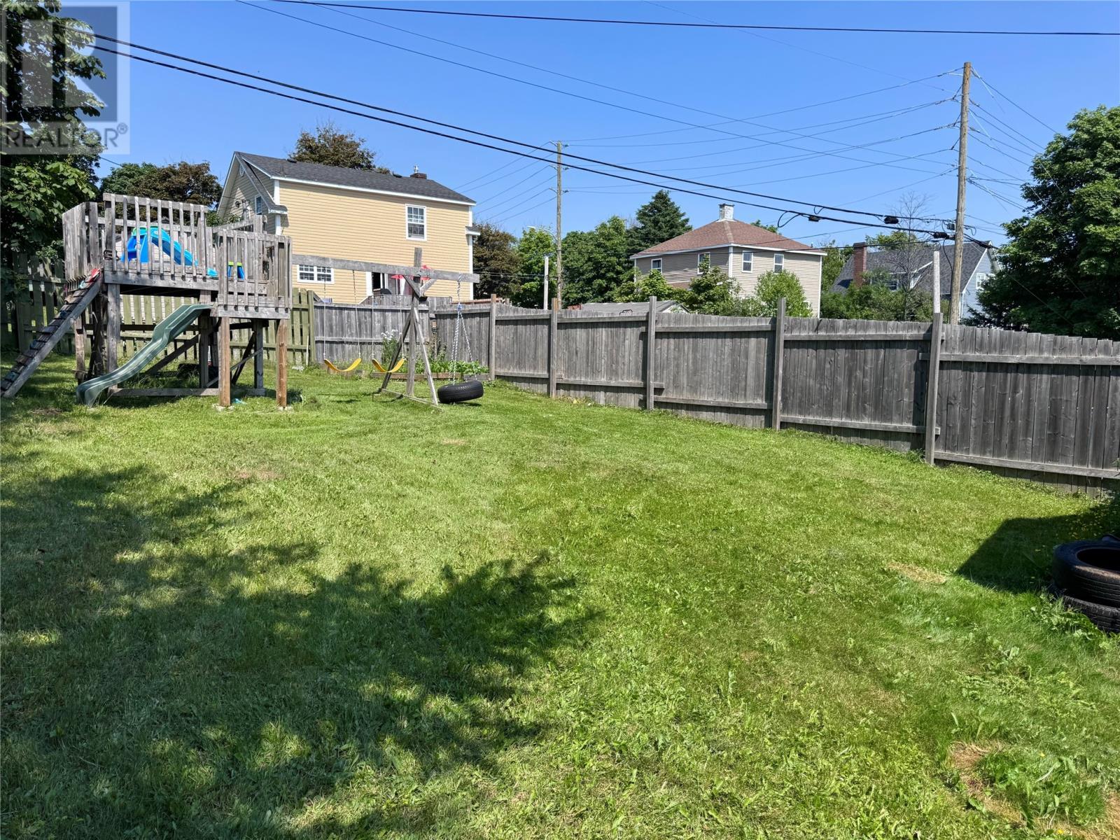 122 Lincoln Road, Grand Falls-Windsor, NL - Outdoor With Backyard