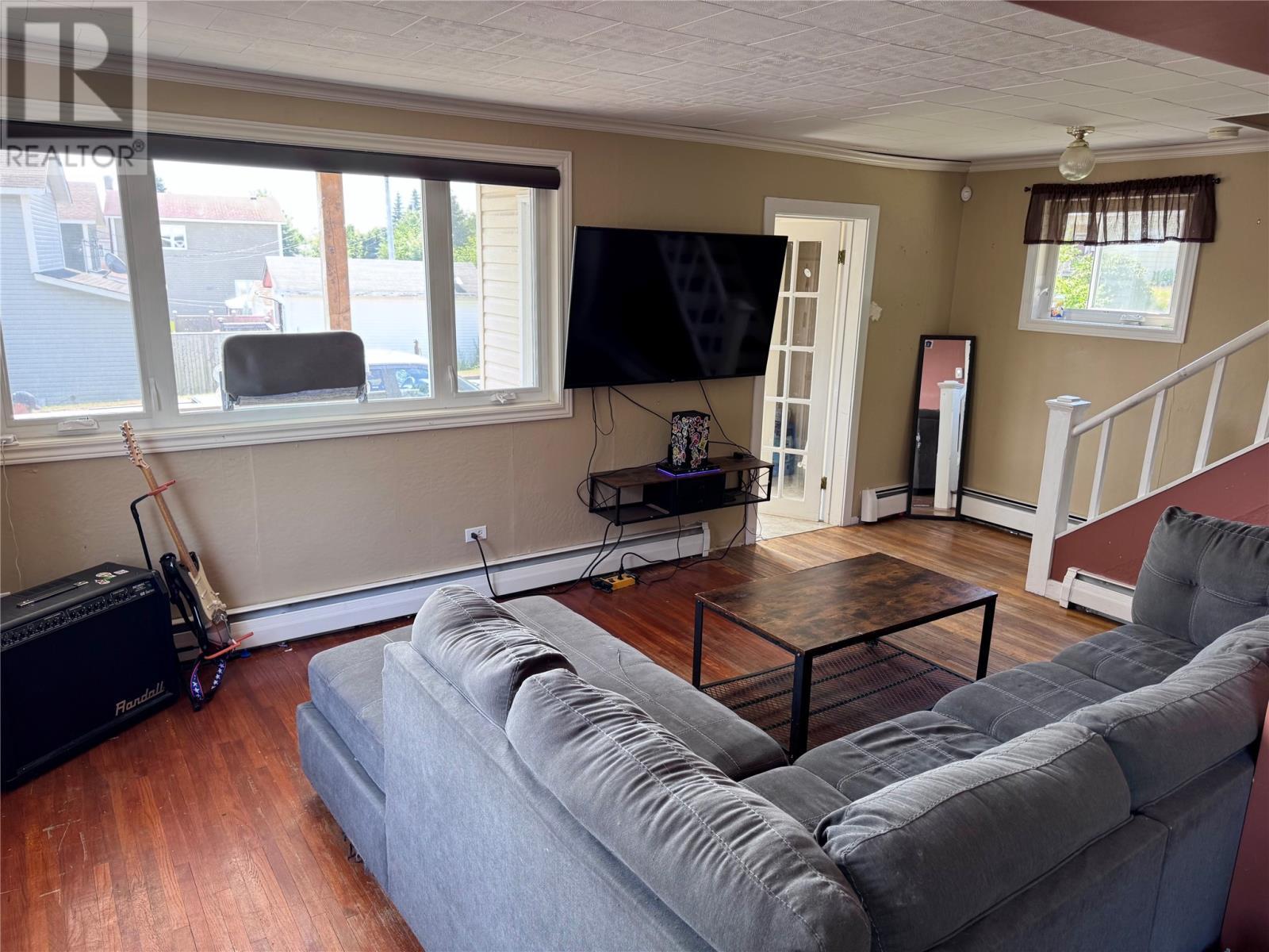 122 Lincoln Road, Grand Falls-Windsor, NL - Indoor Photo Showing Living Room