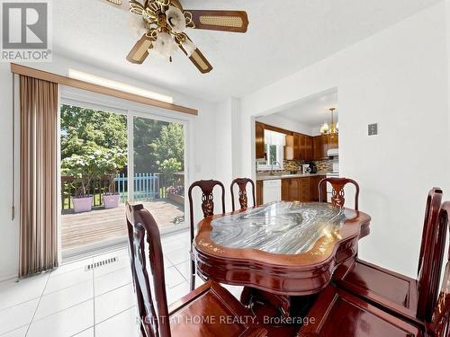 138 Strawberry Drive, Hamilton, ON - Indoor Photo Showing Dining Room