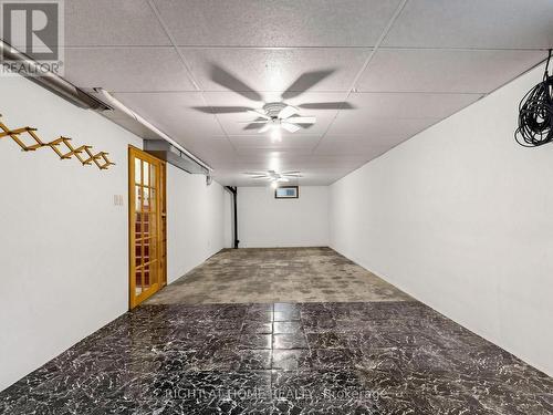 138 Strawberry Drive, Hamilton, ON - Indoor Photo Showing Other Room