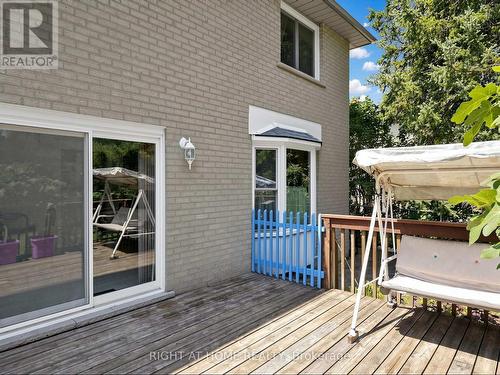 138 Strawberry Drive, Hamilton, ON - Outdoor With Deck Patio Veranda With Exterior