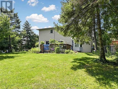 138 Strawberry Drive, Hamilton, ON - Outdoor