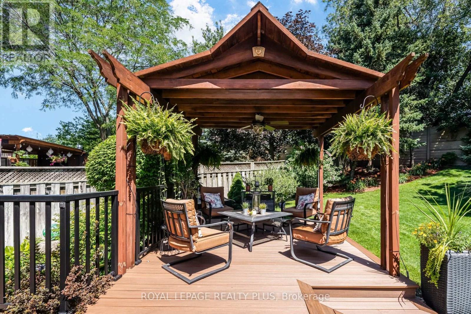 1459 Ravensmoor Crescent, Mississauga, ON - Outdoor With Deck Patio Veranda With Exterior
