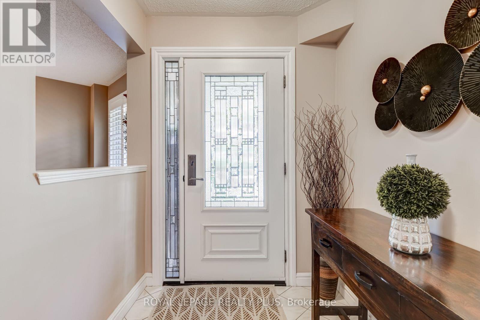 1459 Ravensmoor Crescent, Mississauga, ON - Indoor Photo Showing Other Room