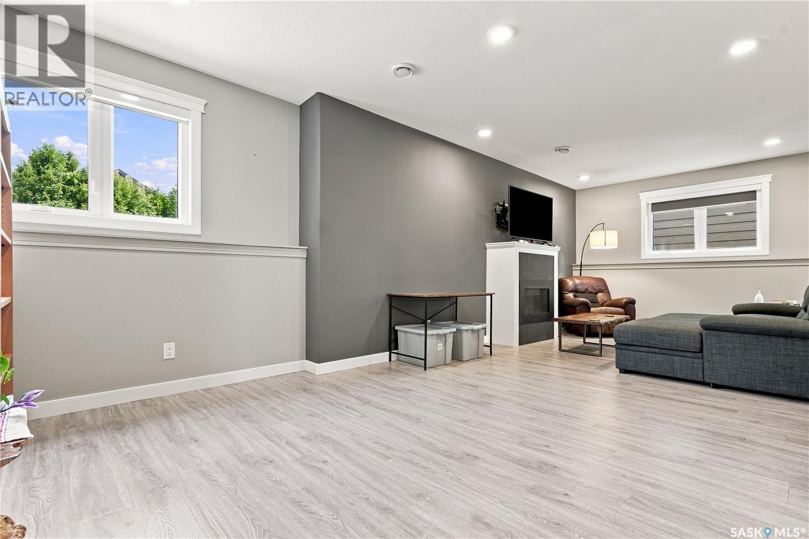 635 Redwood Crescent, Warman, SK - Indoor