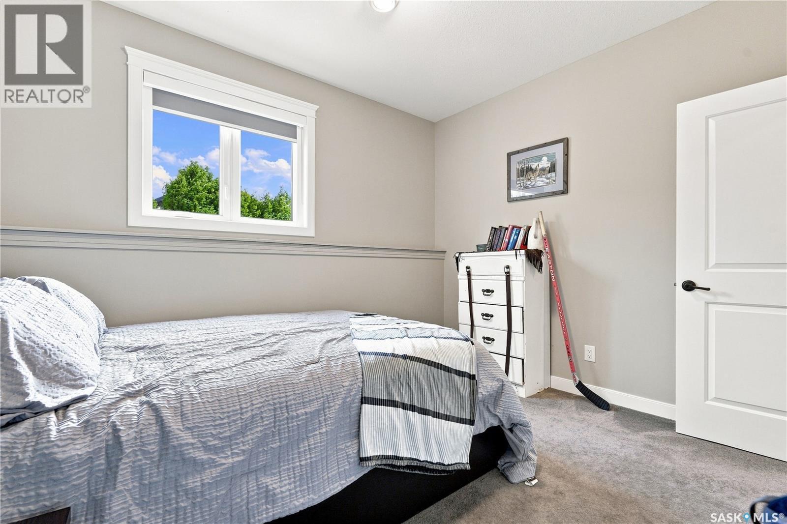 635 Redwood Crescent, Warman, SK - Indoor Photo Showing Bedroom