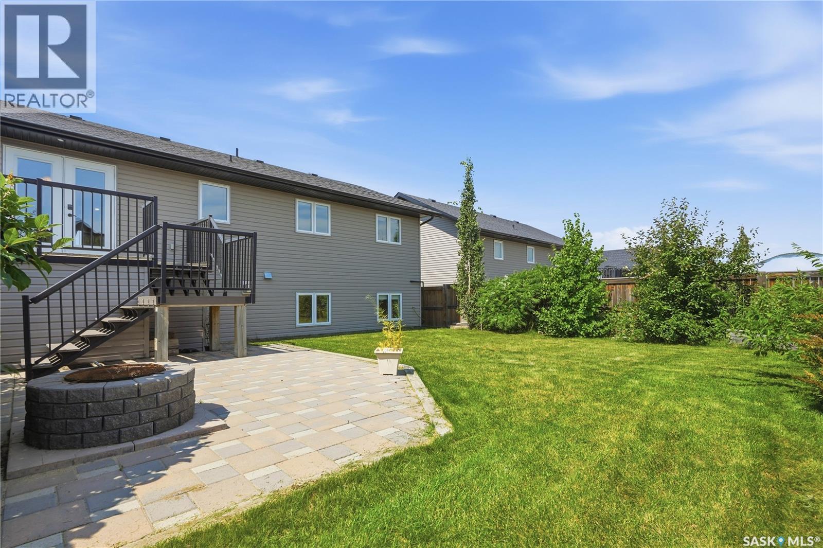 635 Redwood Crescent, Warman, SK - Outdoor With Deck Patio Veranda