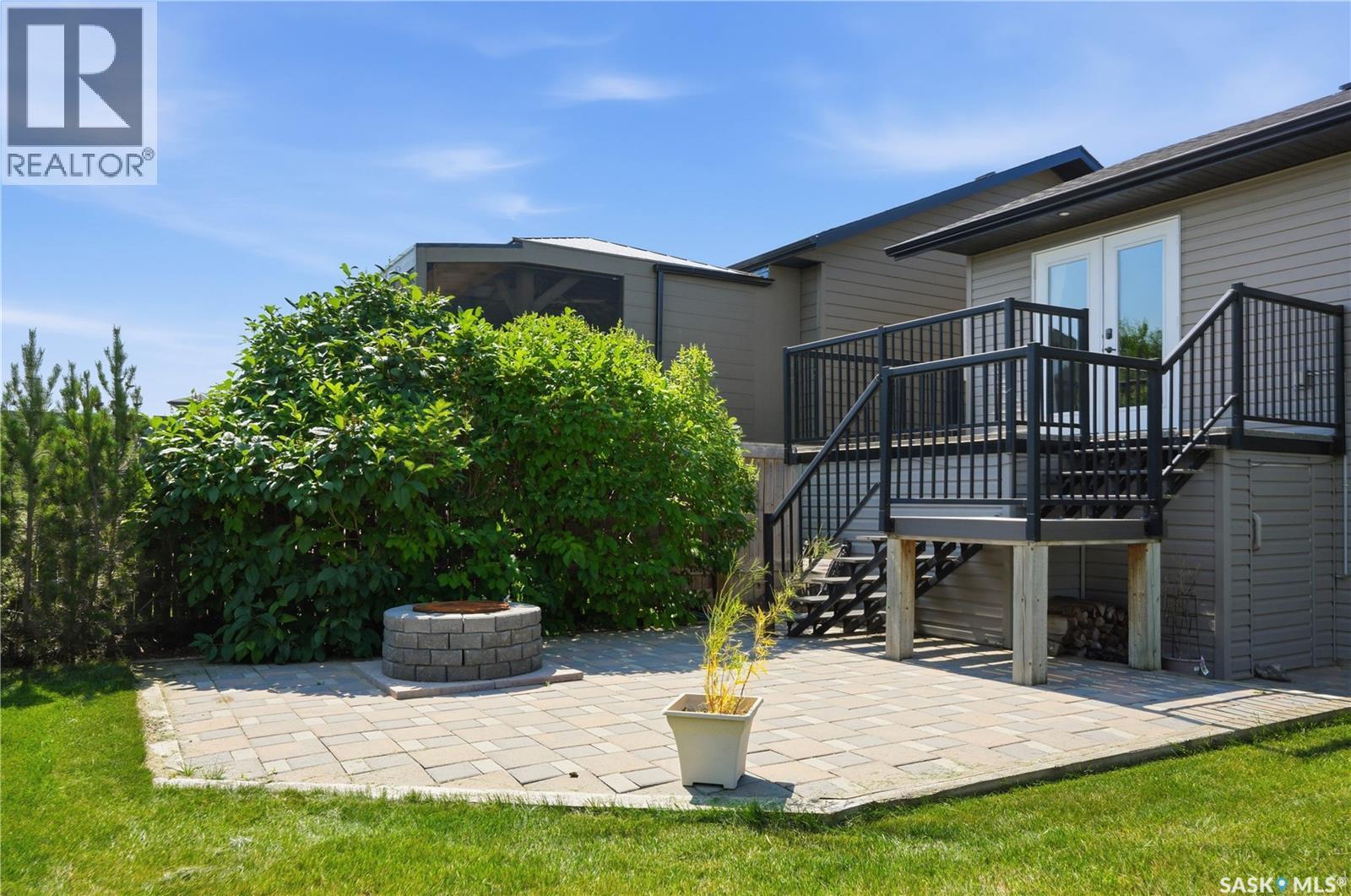635 Redwood Crescent, Warman, SK - Outdoor With Deck Patio Veranda