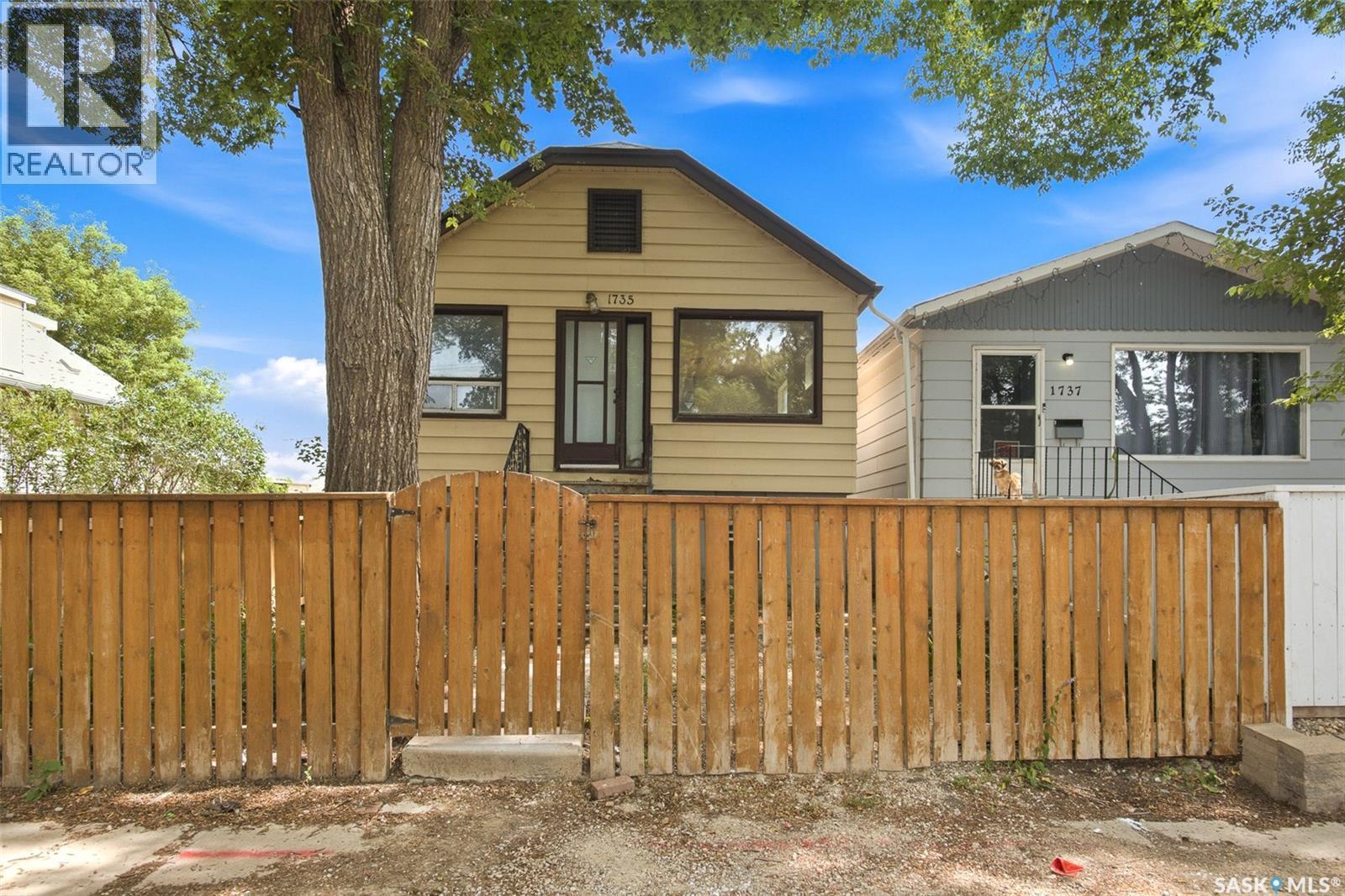 1735 Quebec Street, Regina, SK - Outdoor