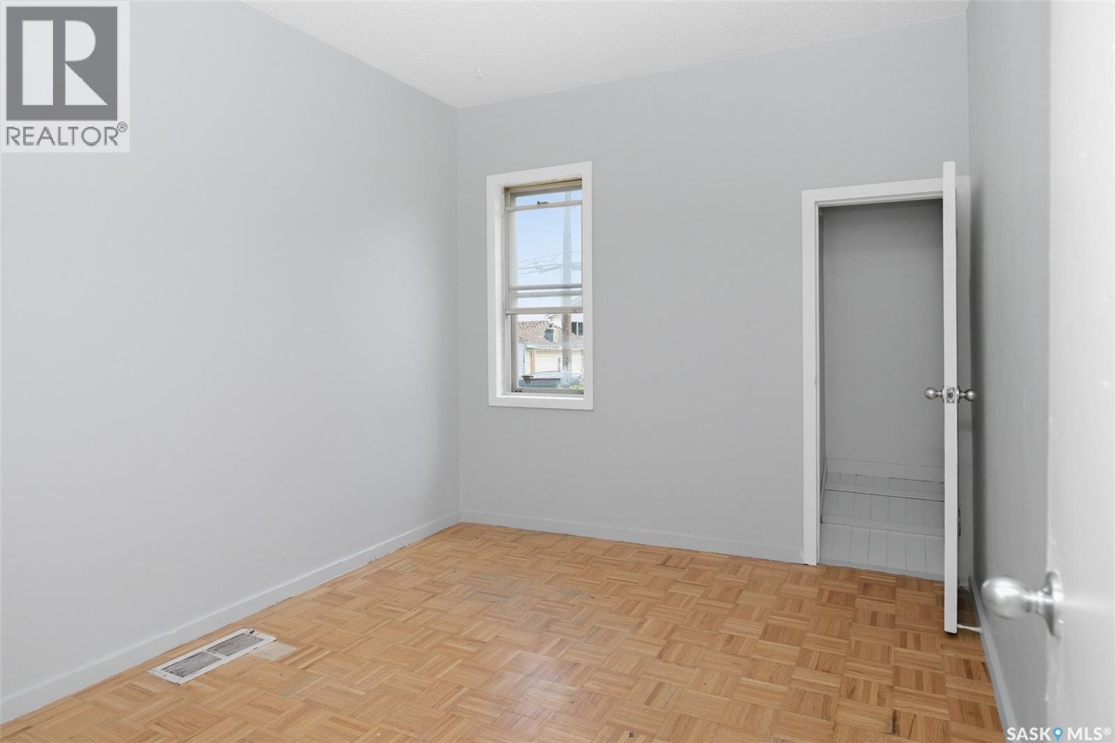 1735 Quebec Street, Regina, SK - Indoor Photo Showing Other Room