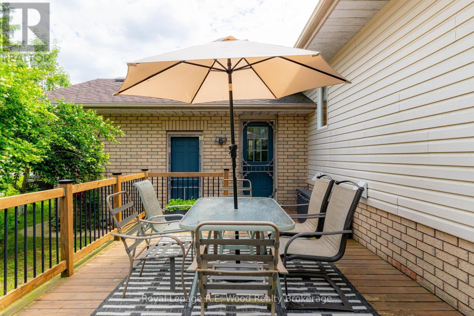 48 Allen Street, Tillsonburg, ON - Outdoor
