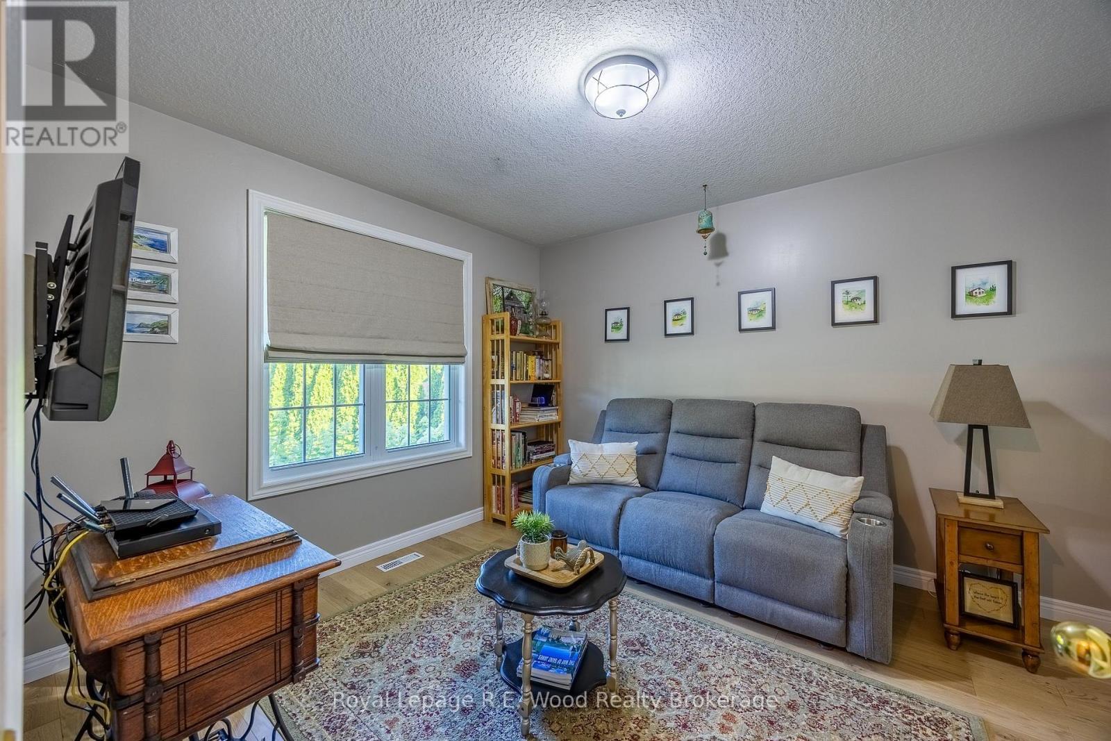3 Otterview Drive, Norwich (Otterville), ON - Indoor Photo Showing Other Room