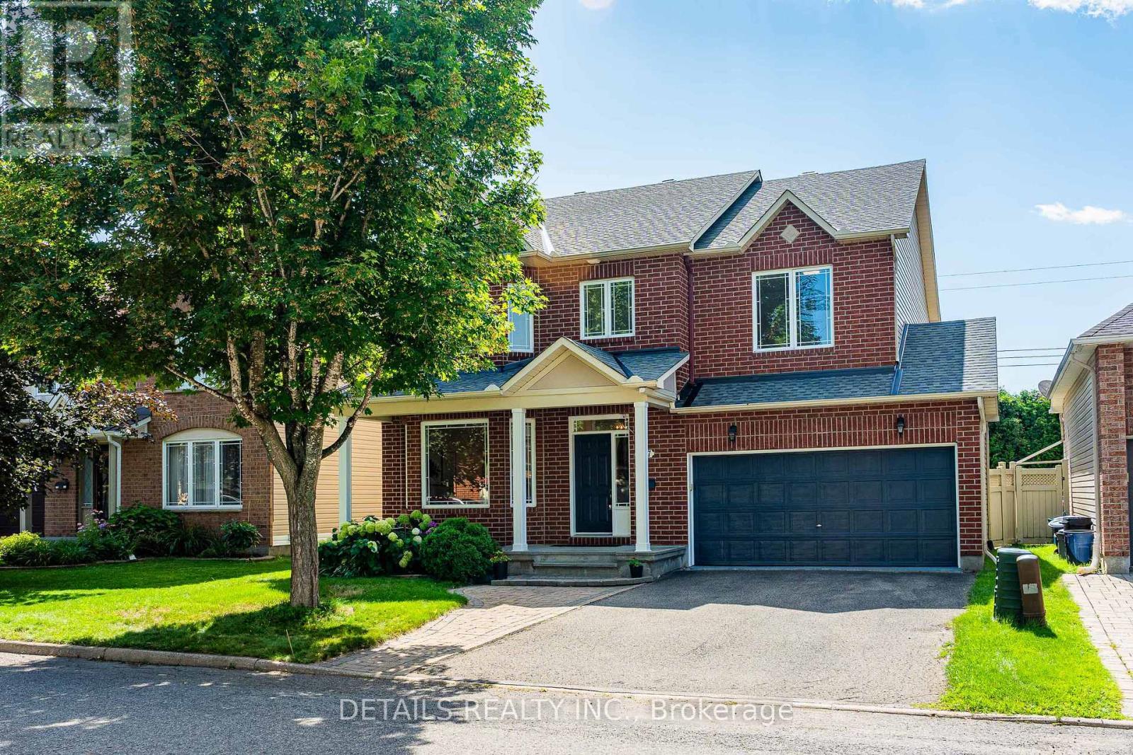 757 Schubert Circle, Ottawa, ON - Outdoor With Facade