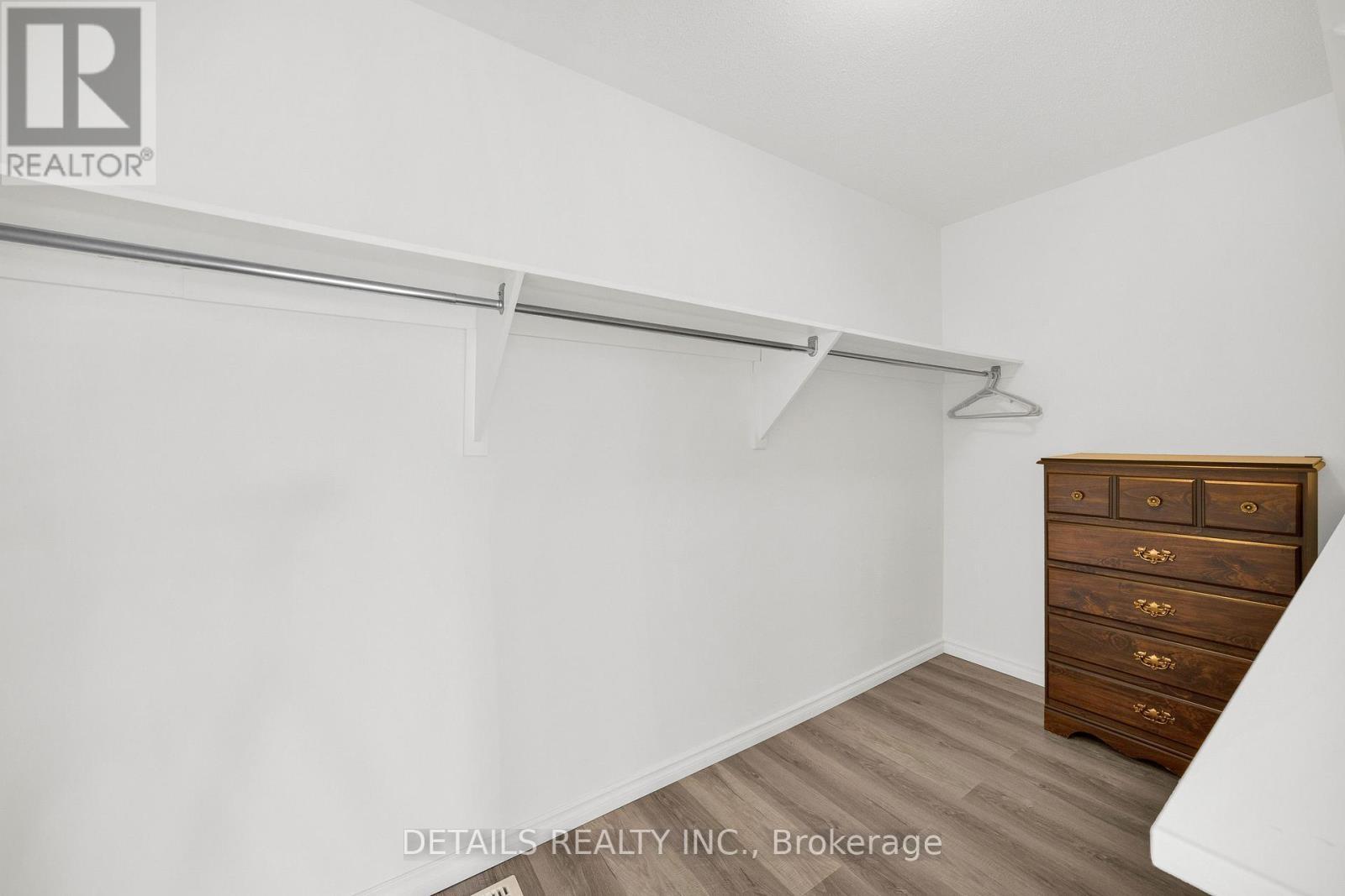 757 Schubert Circle, Ottawa, ON - Indoor Photo Showing Other Room