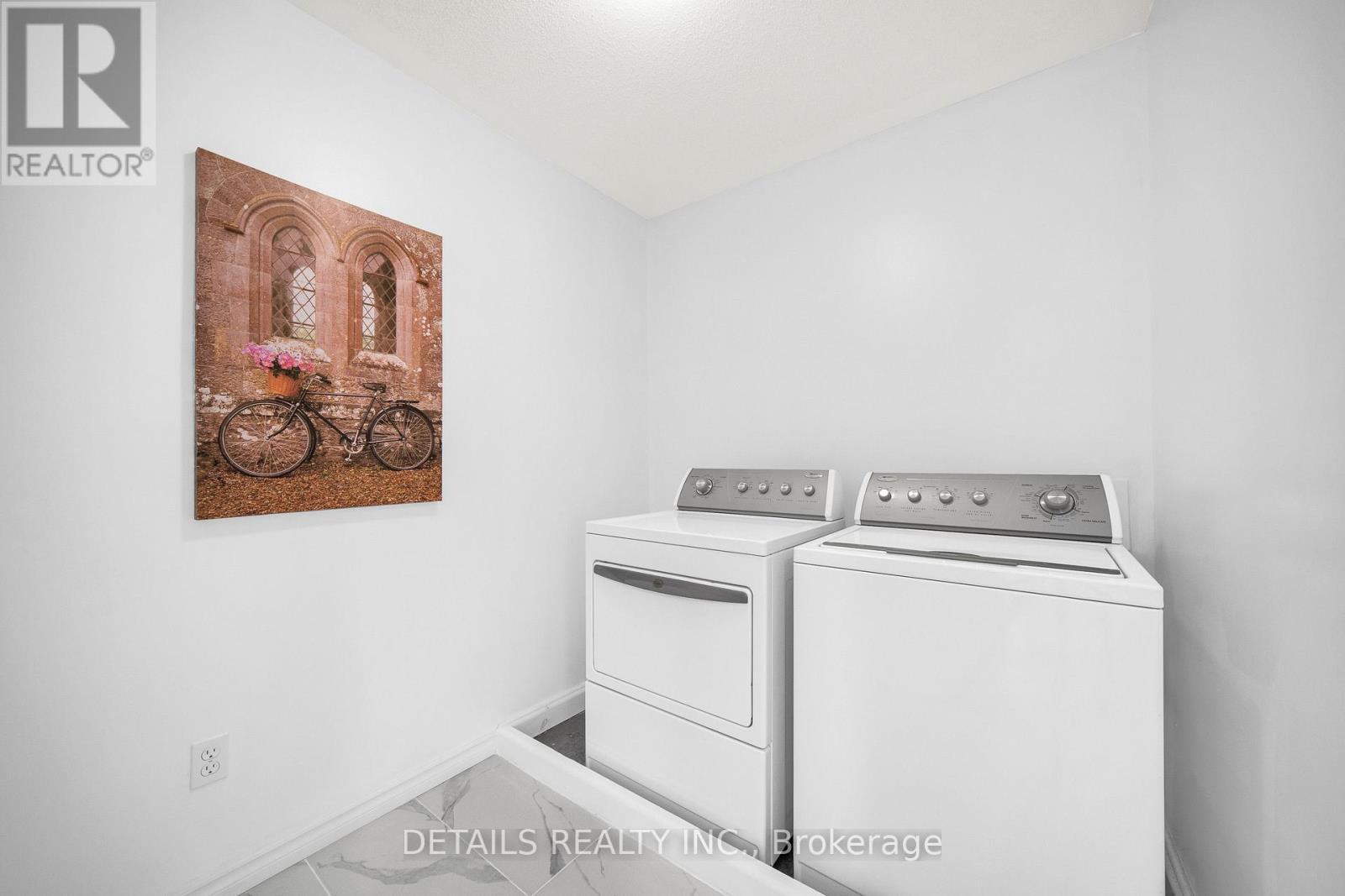 757 Schubert Circle, Ottawa, ON - Photo Showing Laundry Room