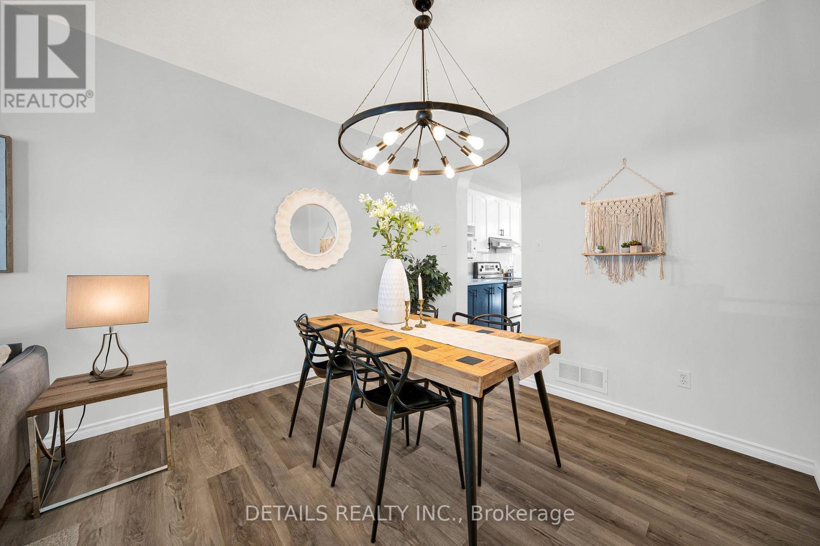 757 Schubert Circle, Ottawa, ON - Indoor Photo Showing Dining Room