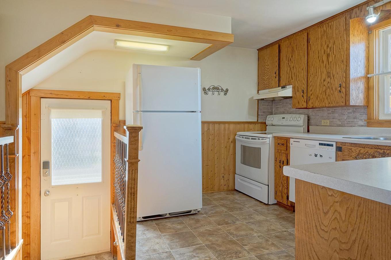487 South Drive, Summerside, PE - Indoor Photo Showing Kitchen