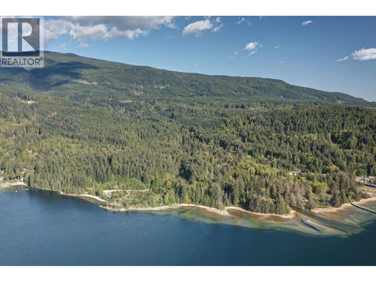 7425 Sechelt Inlet Road, Sechelt, BC