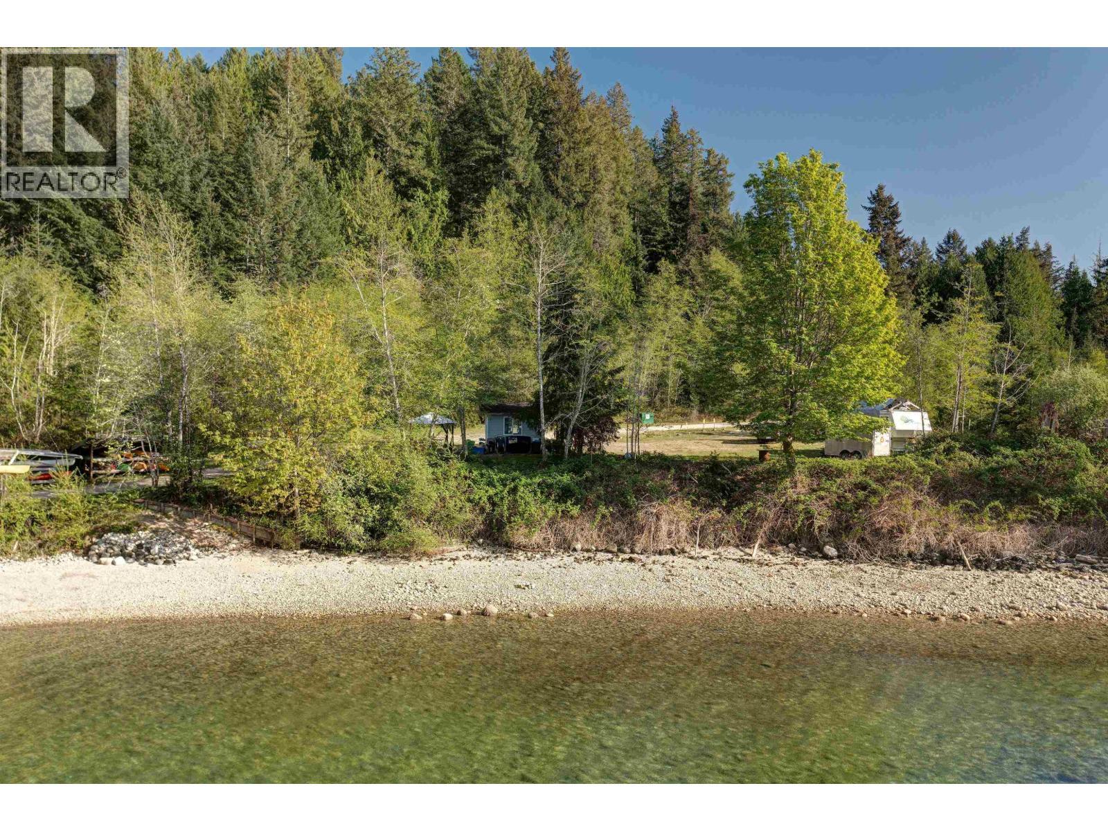 7425 Sechelt Inlet Road, Sechelt, BC