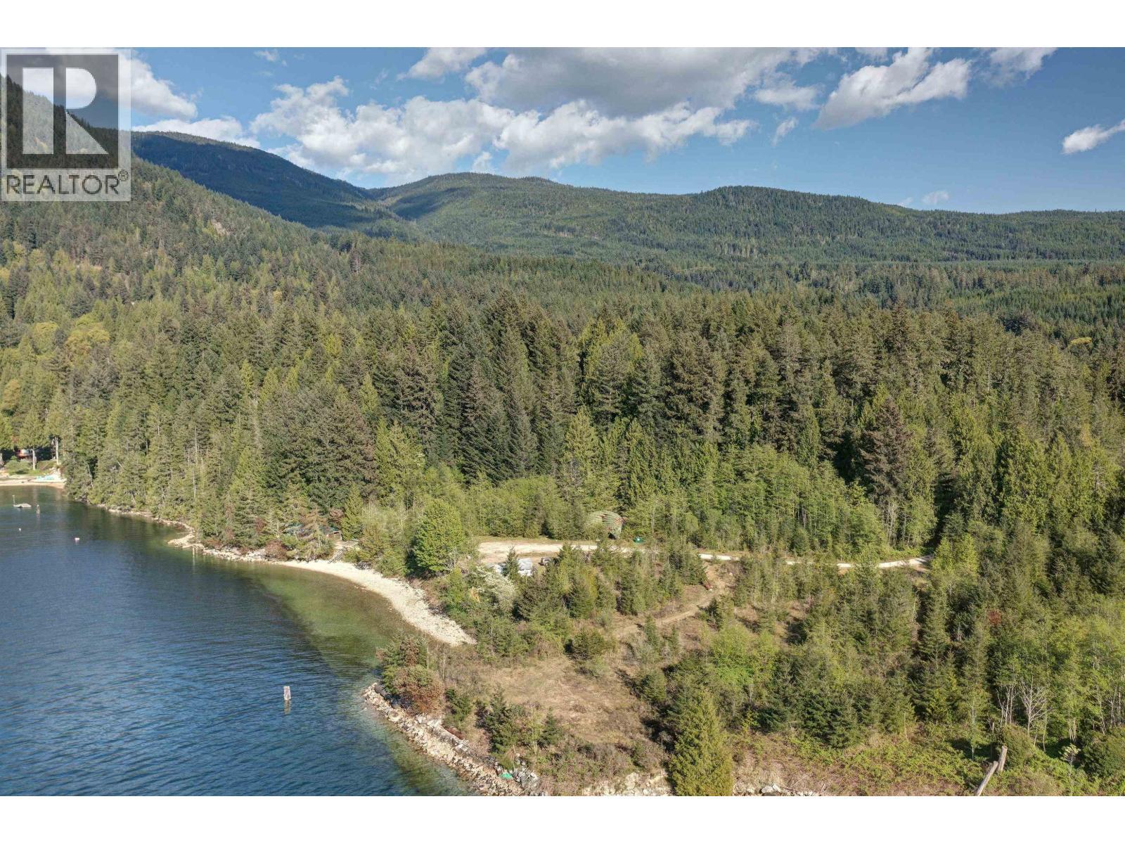 7425 Sechelt Inlet Road, Sechelt, BC