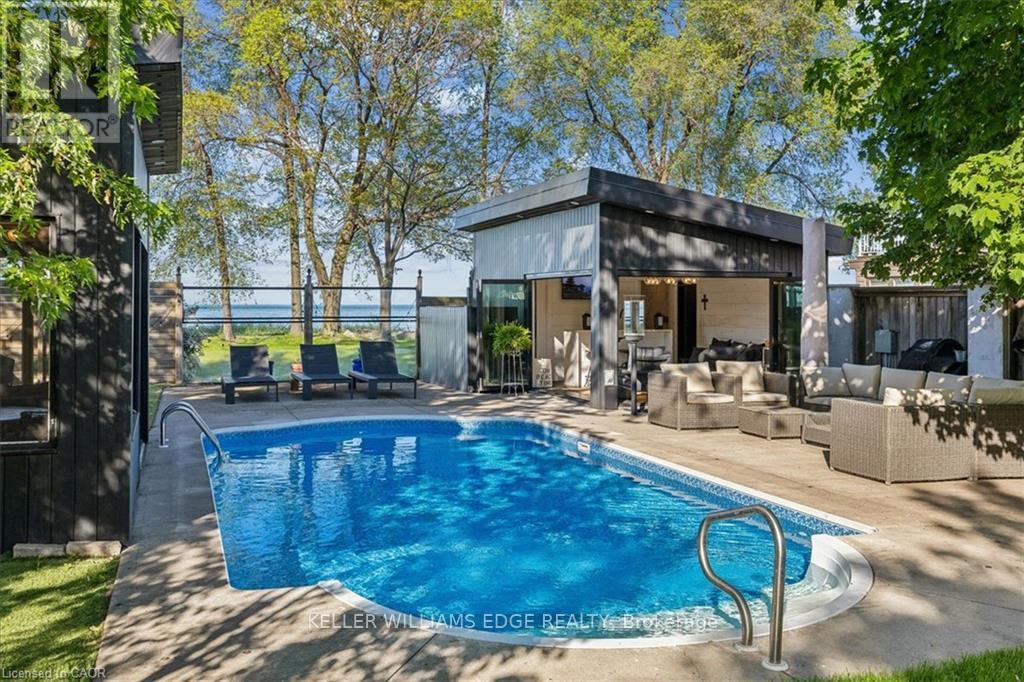 573 Beach Boulevard, Hamilton, ON - Outdoor With In Ground Pool With Deck Patio Veranda
