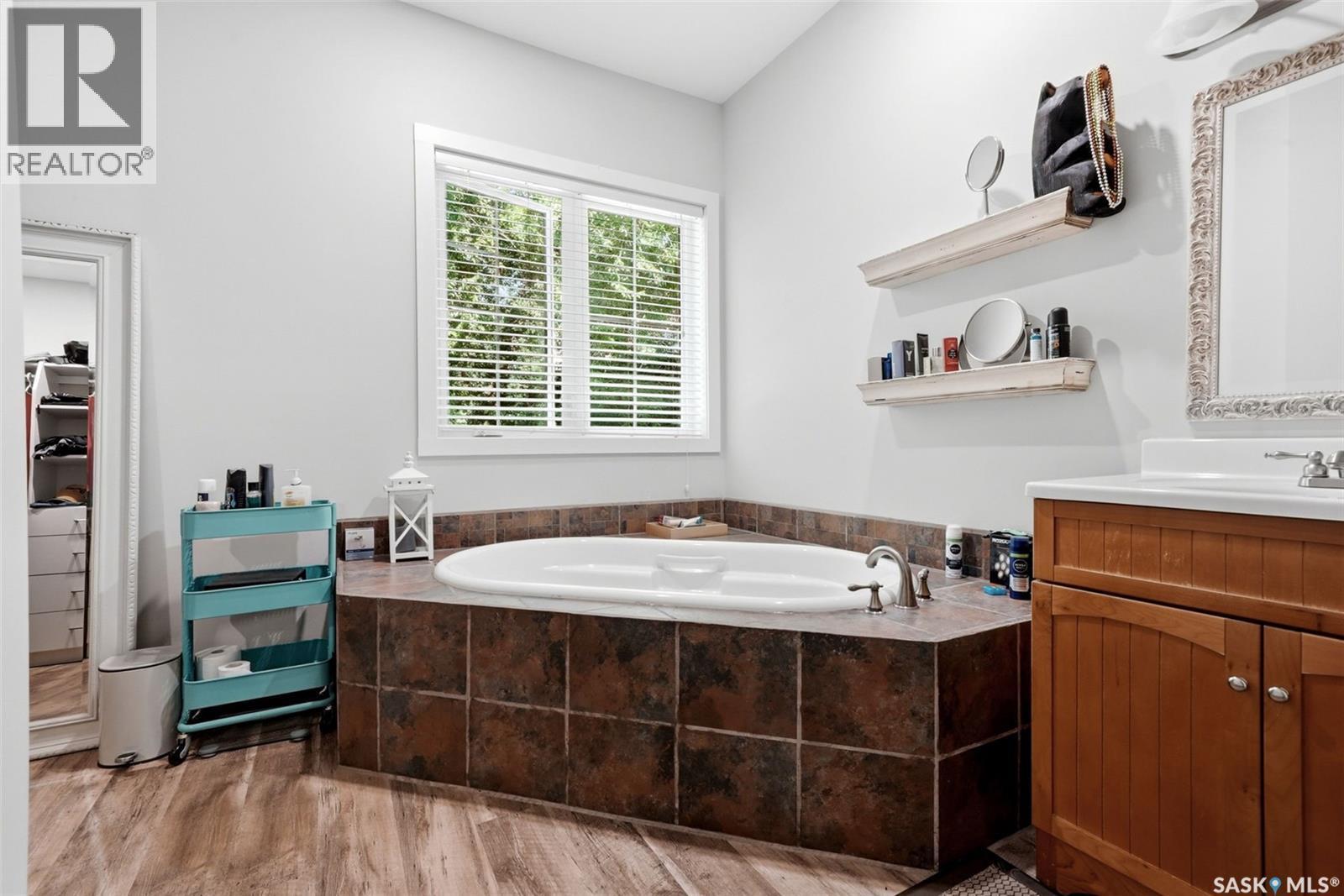 29 Ridgedale Bay, White City, SK - Indoor Photo Showing Bathroom