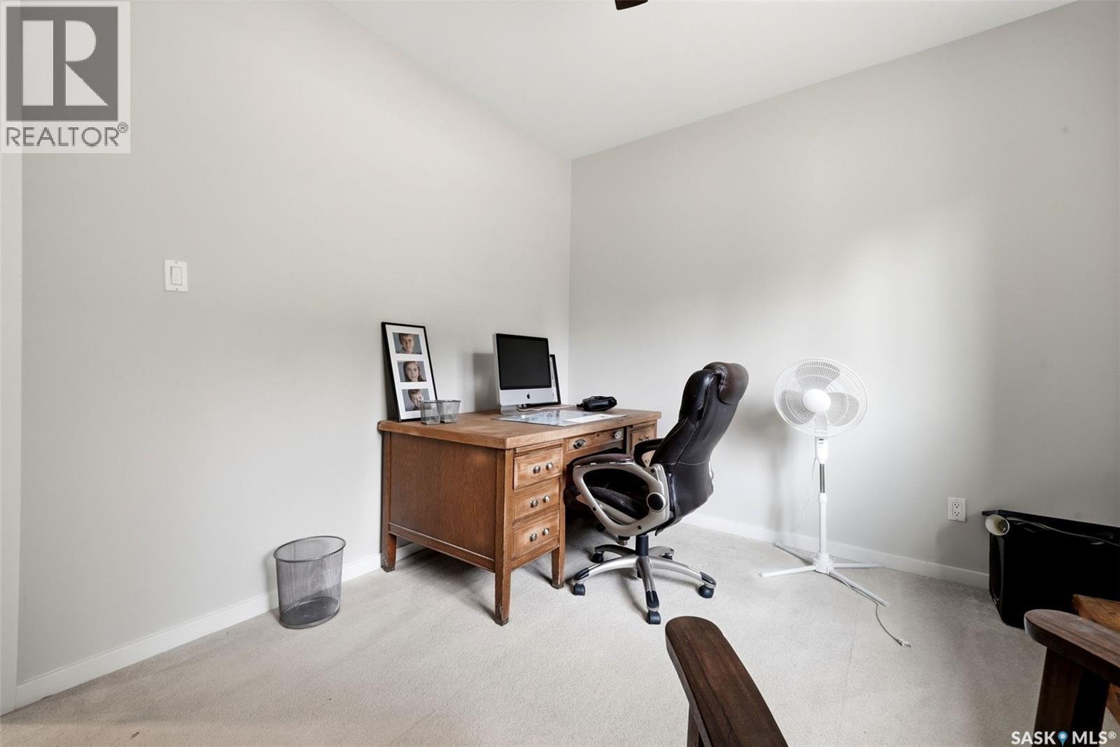 29 Ridgedale Bay, White City, SK - Indoor Photo Showing Office