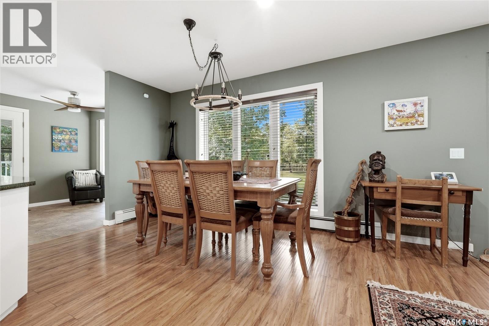 29 Ridgedale Bay, White City, SK - Indoor Photo Showing Dining Room