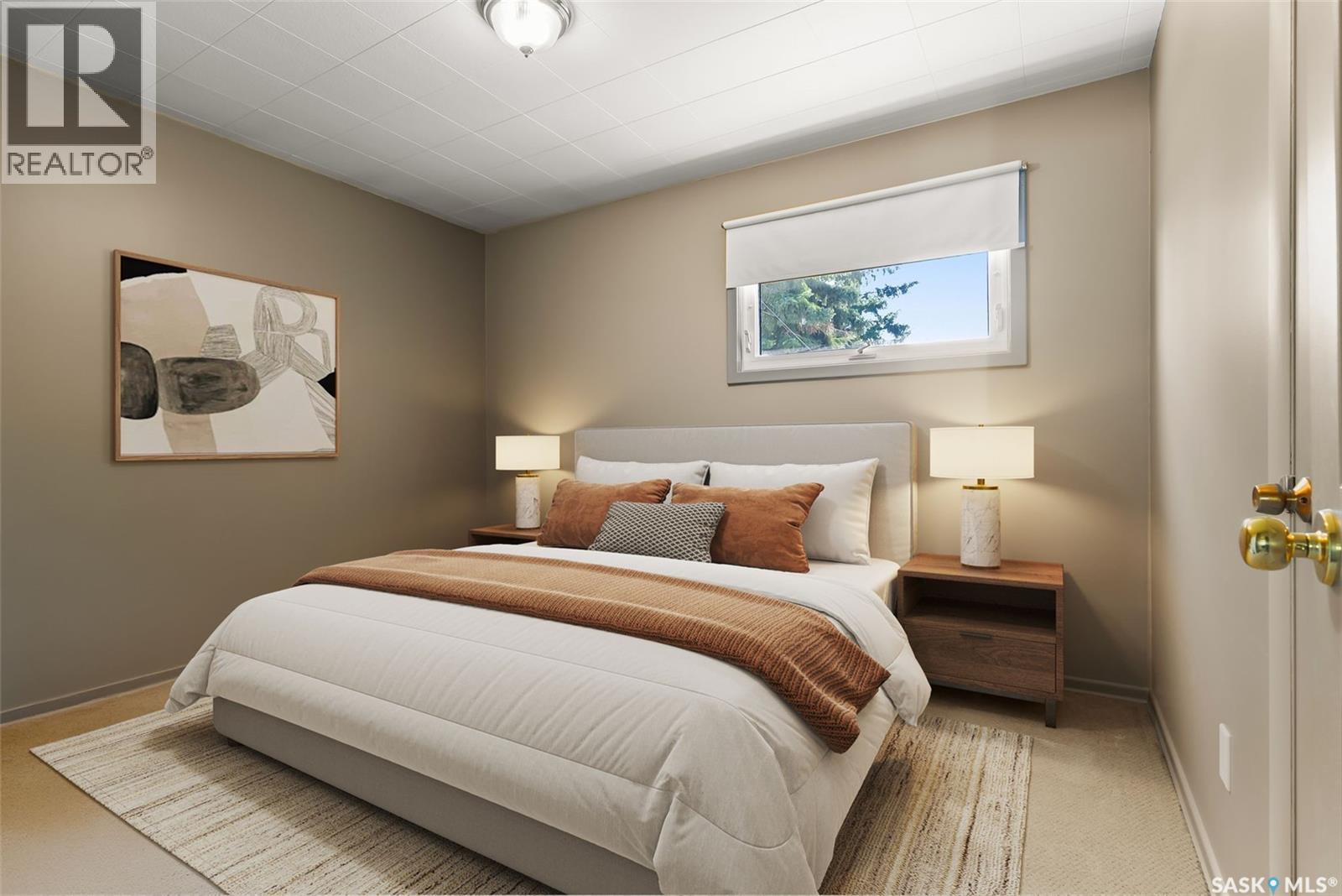 433 9Th Avenue W, Melville, SK - Indoor Photo Showing Bedroom