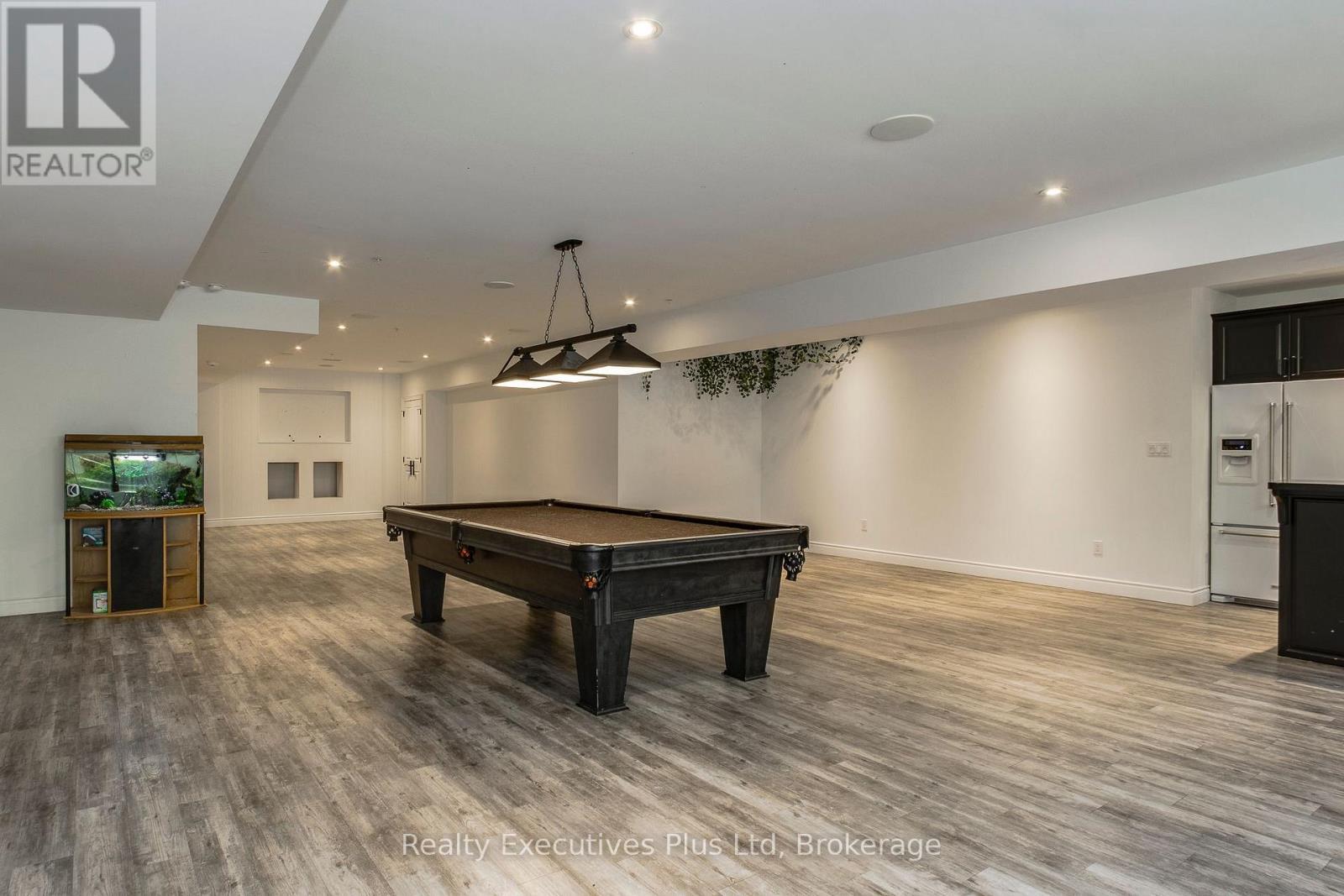 Recreation Room in Basement - 27 Kingfisher Crescent, Tiny, ON - Indoor Photo Showing Other Room