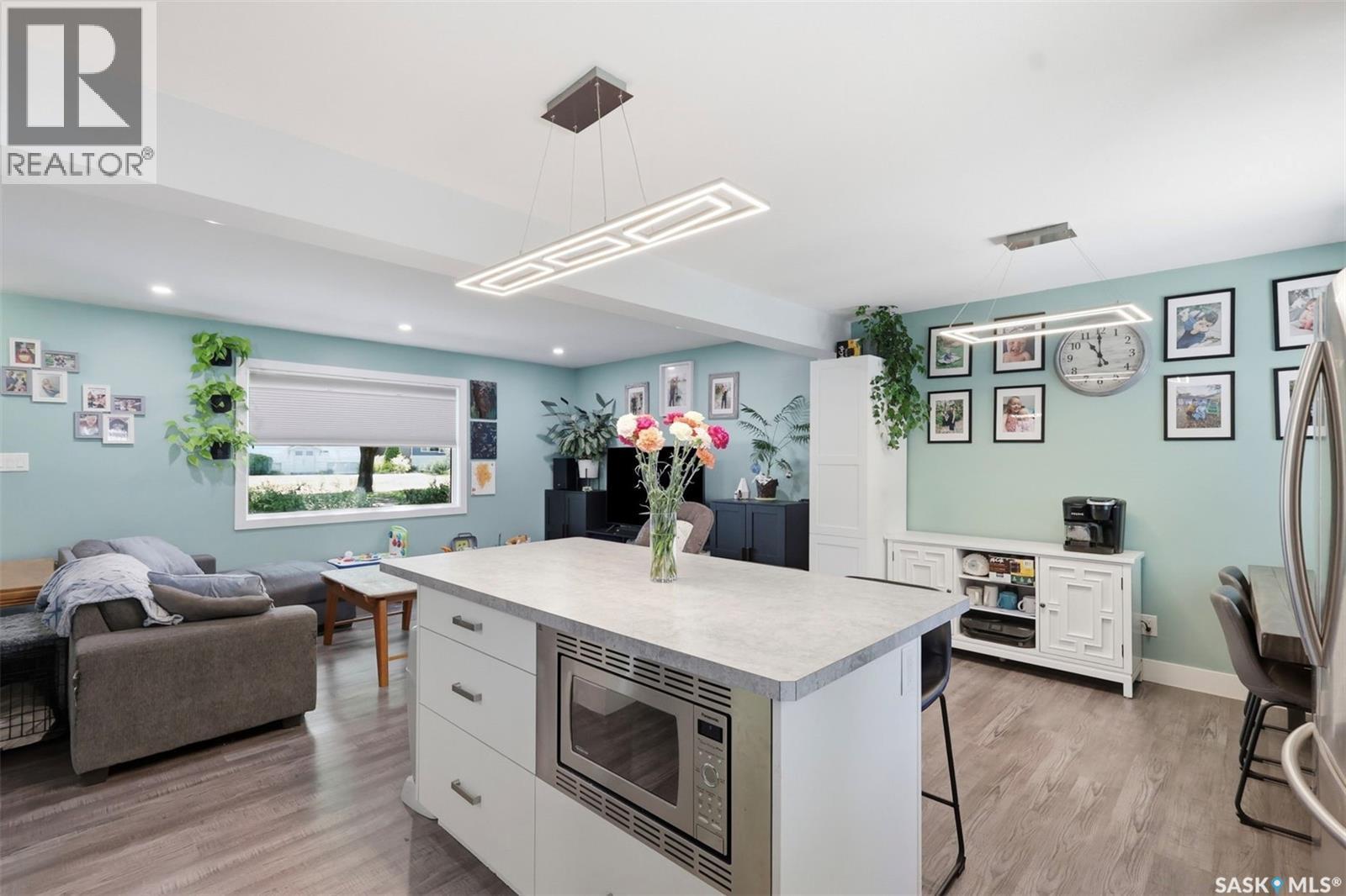 2508 Preston Avenue S, Saskatoon, SK - Indoor
