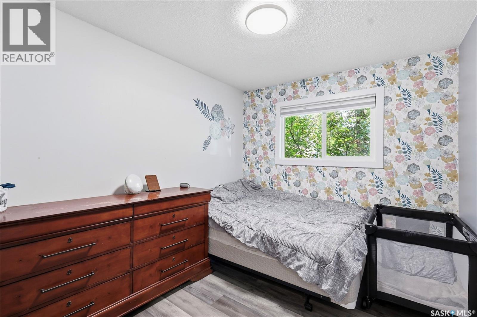 2508 Preston Avenue S, Saskatoon, SK - Indoor Photo Showing Bedroom