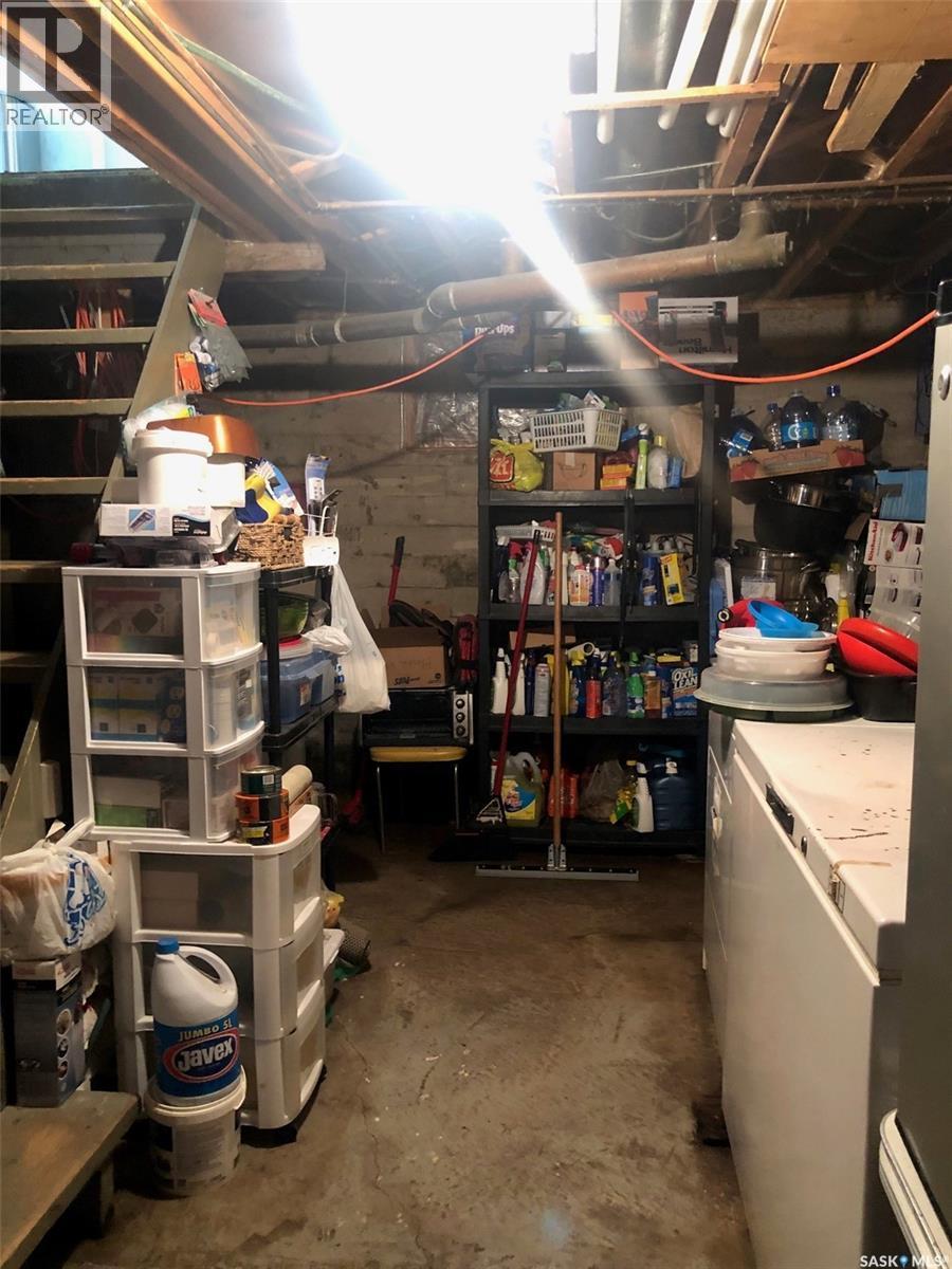 226 2Nd Avenue Se, Norquay, SK - Indoor