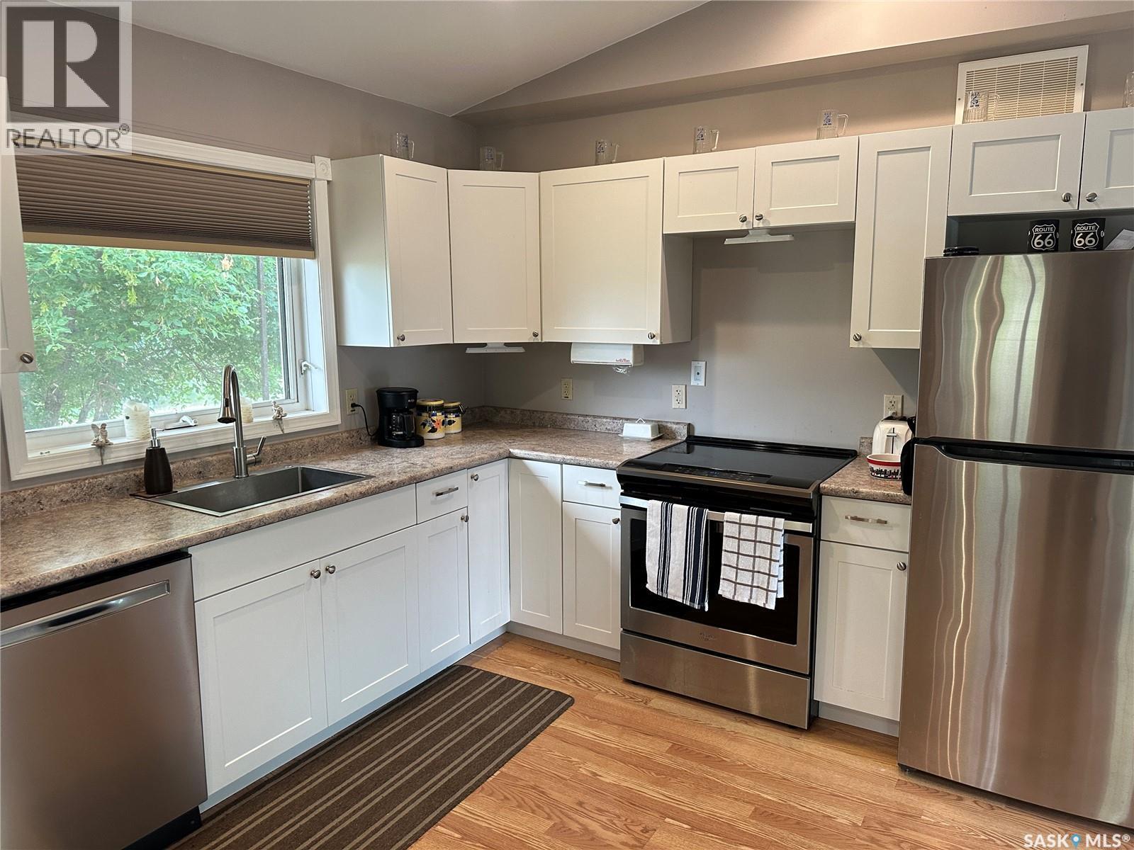 112 3Rd Avenue S, Big River, SK - Indoor Photo Showing Kitchen With Stainless Steel Kitchen