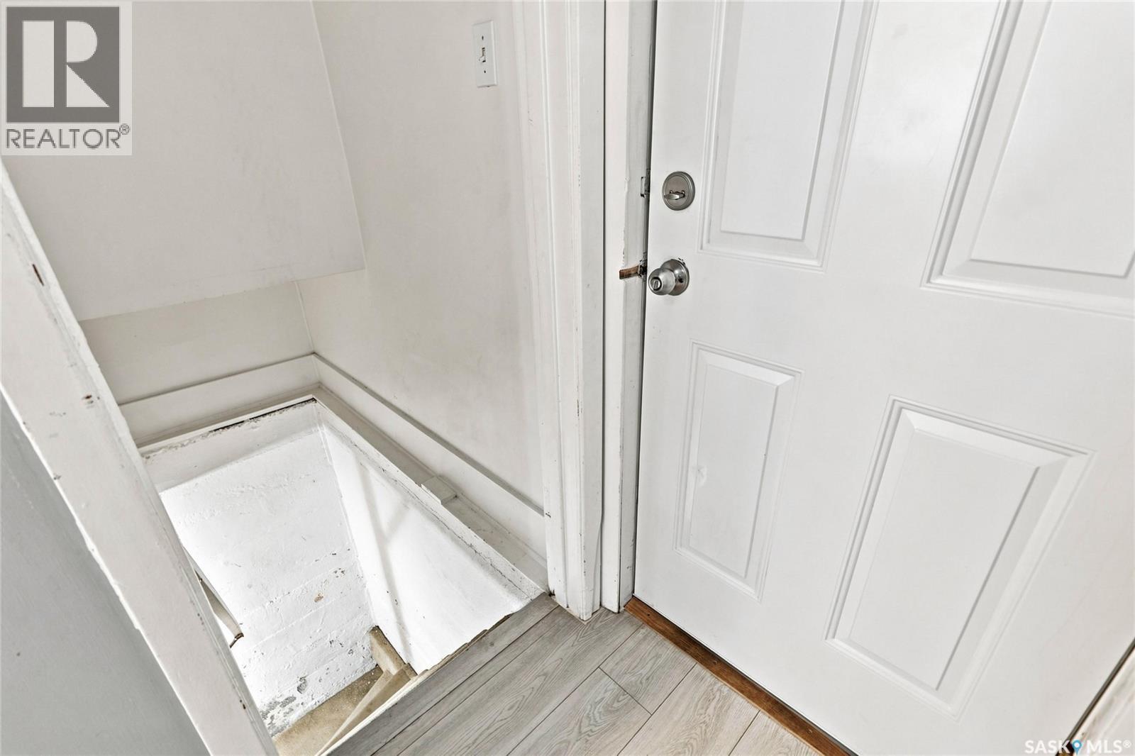 2212 Wallace Street, Regina, SK - Indoor Photo Showing Other Room